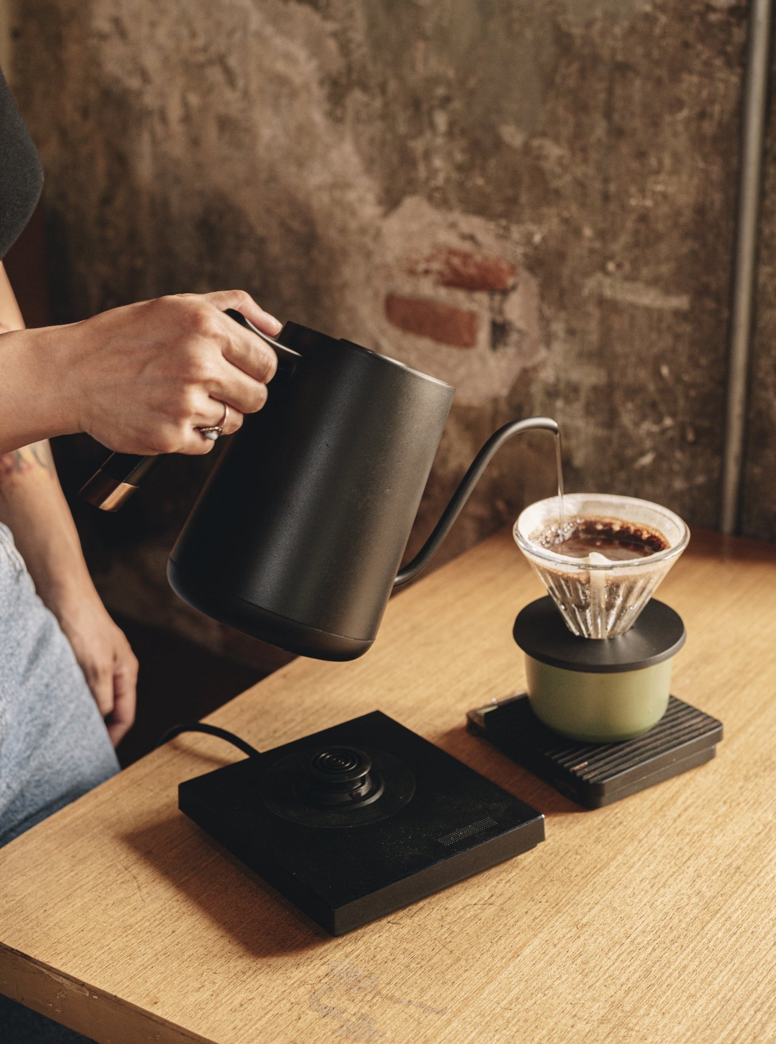 Timemore Fish Electric Pour-over Kettle – Sarnies Coffee Singapore